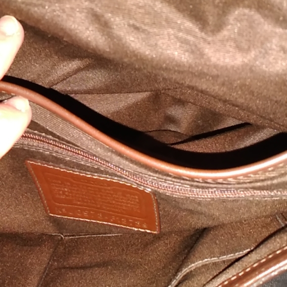 Coach handbag and matching small wallet - Picture 5 of 8